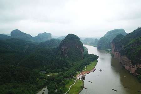 Chine: paysage du Géoparc du mont Longhu au Jiangxi