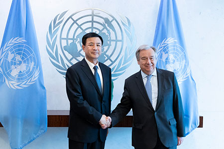 Guterres salue la Chine pour sa contribution aux missions de maintien de la paix de l'ONU
