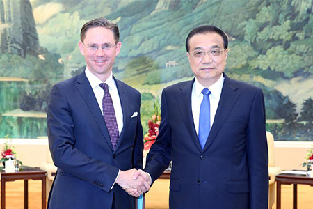 Le PM chinois rencontre le vice-président de la Commission européenne Jyrki Katainen