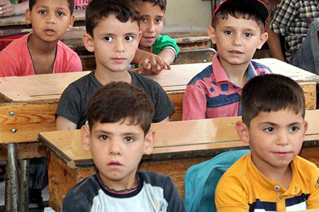 Syrie : retour à l'école dans la Ghouta orientale