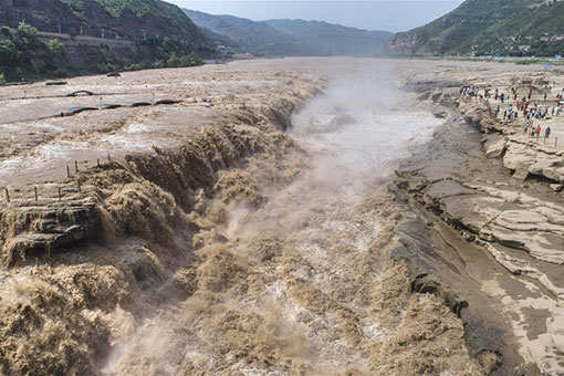 Chine: paysage de la cascade Hukou