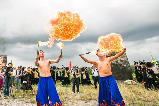 Fête des Torches de l'ethnie Yi dans le sud-ouest de la Chine