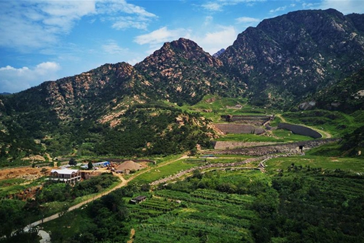 Chine : un parc construit sur le site d'une mine dans le Hebei