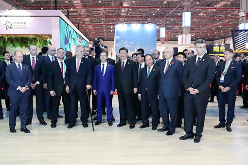 CIIE: Xi Jinping et des dirigeants étrangers visitent l'exposition