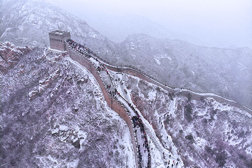Paysage de neige de la section de Badaling de la Grande Muraille