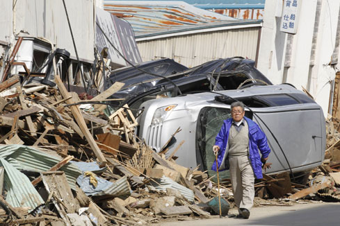 Japon/S&eacute;isme : le bilan s'&eacute;l&egrave;ve &agrave; 7 348 morts et 10 947 disparus