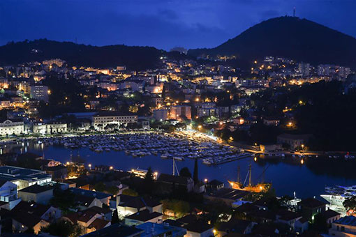 Croatie : vue de la ville côtière de Dubrovnik