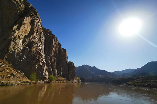 Chine : paysage du fleuve Jaune à Lanzhou