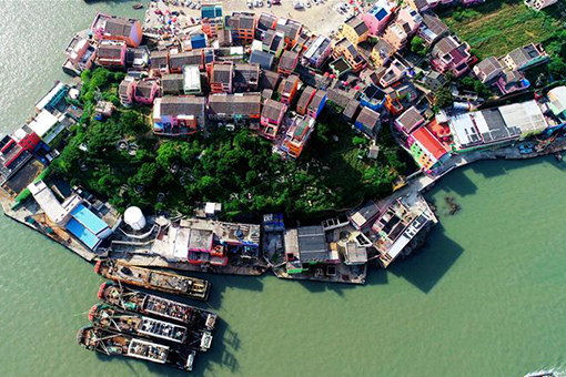 Chine : paysage d'un village de pêche au Zhejiang