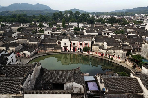 Paysage du village de Hongcun dans l'est de la Chine