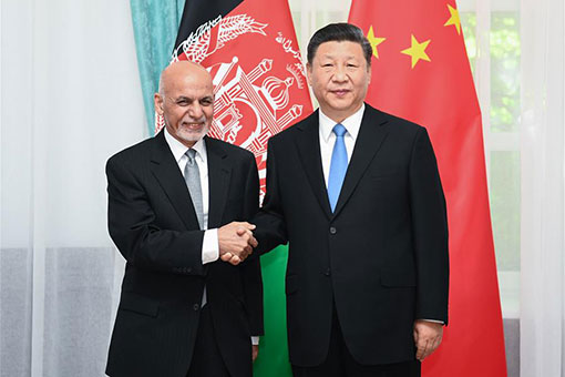 Les présidents chinois et afghan s'engagent à faire des efforts conjoints pour promouvoir les relations entre les deux pays