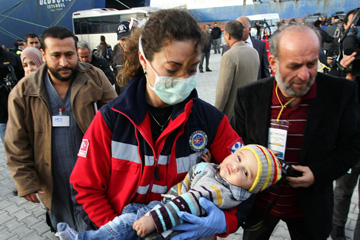 Turquie: Arrivée des centaines de blessés de Libye par mer