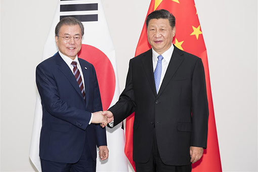 Xi Jinping et Moon Jae-in s'engagent à promouvoir la coopération gagnant-gagnant, le multilatéralisme et le libre-échange (PAPIER GENERAL)