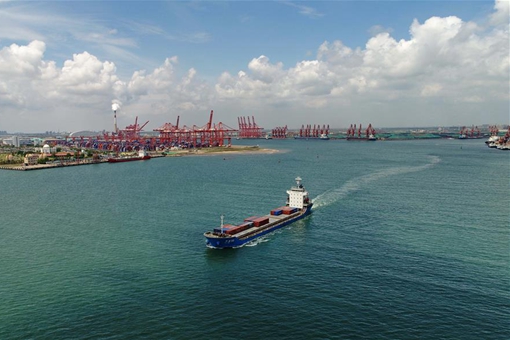 Vue du Port de Tangshan dans le nord de la Chine