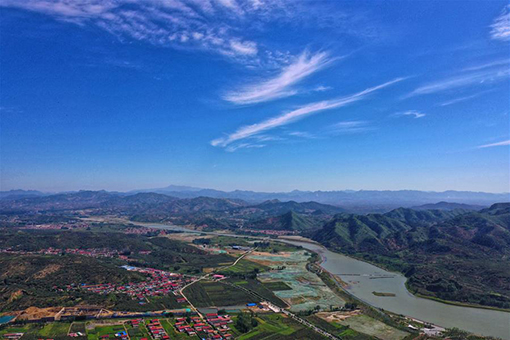 Chine: paysage d'un parc linéaire au Hebei