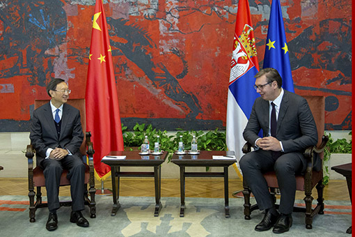 Les relations bilatérales Chine-Serbie connaissent un développement substantiel (haut diplomate chinois)