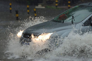 Des pluies diluviennes s'abattent sur Beijing