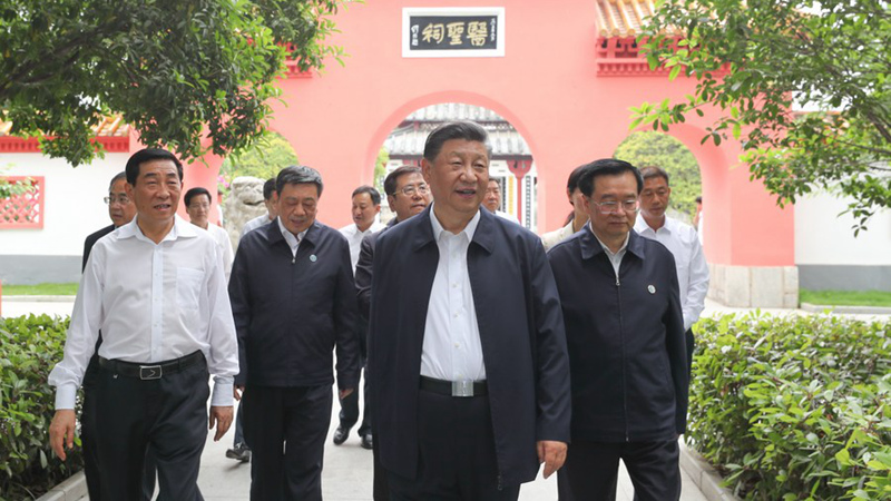 Xi Jinping inspecte la ville de Nanyang dans le centre de la Chine
